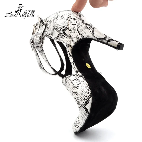 Impresionantes zapatos de baile con textura de Serpiente - Imagen 5