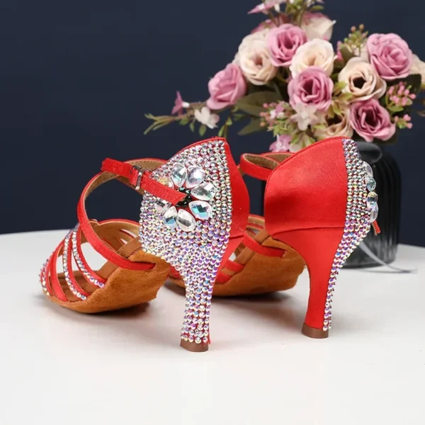 Cómodos zapatos de tacón para bailar - Imagen 4