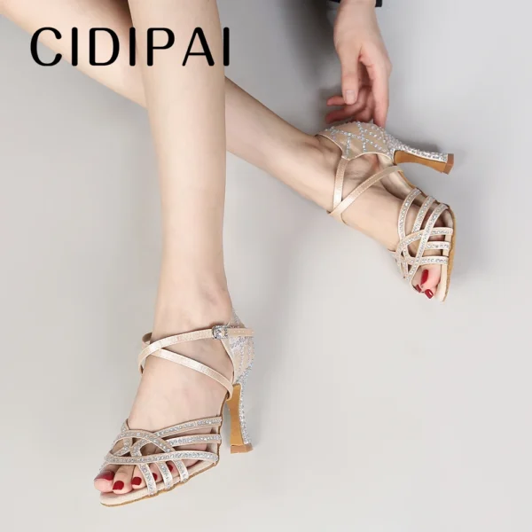 Impresionantes zapatos para espectáculo de baile - Imagen 5