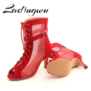 Zapatos de Baile Latino con Suela de Goma: Durabilidad y Versatilidad para la Pista