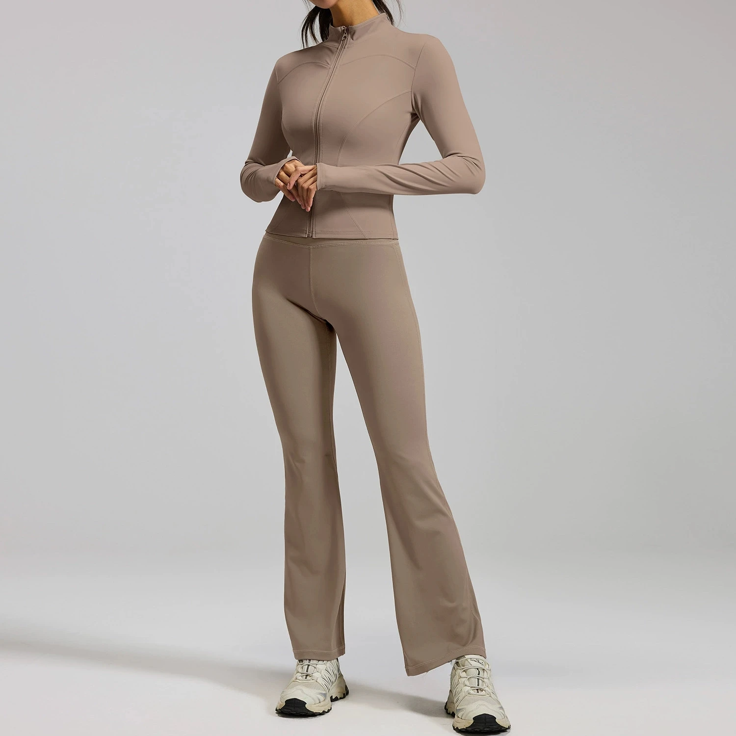 Conjunto Deportivo de 2 Piezas | Chaqueta Slim Fit y Pantalones Acampanados de Cintura Alta - Imagen 2